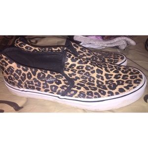 Cheetah Print Vans size 9 women’s